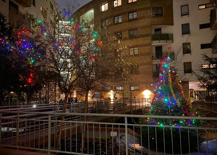 Komfortowy Apartament Na Florianskiej, Park Praski, Dw Wilenski,W Odleglosci Spaceru Od Starego Miasta, Milo Widziec Gosci Ze Zwierzetami