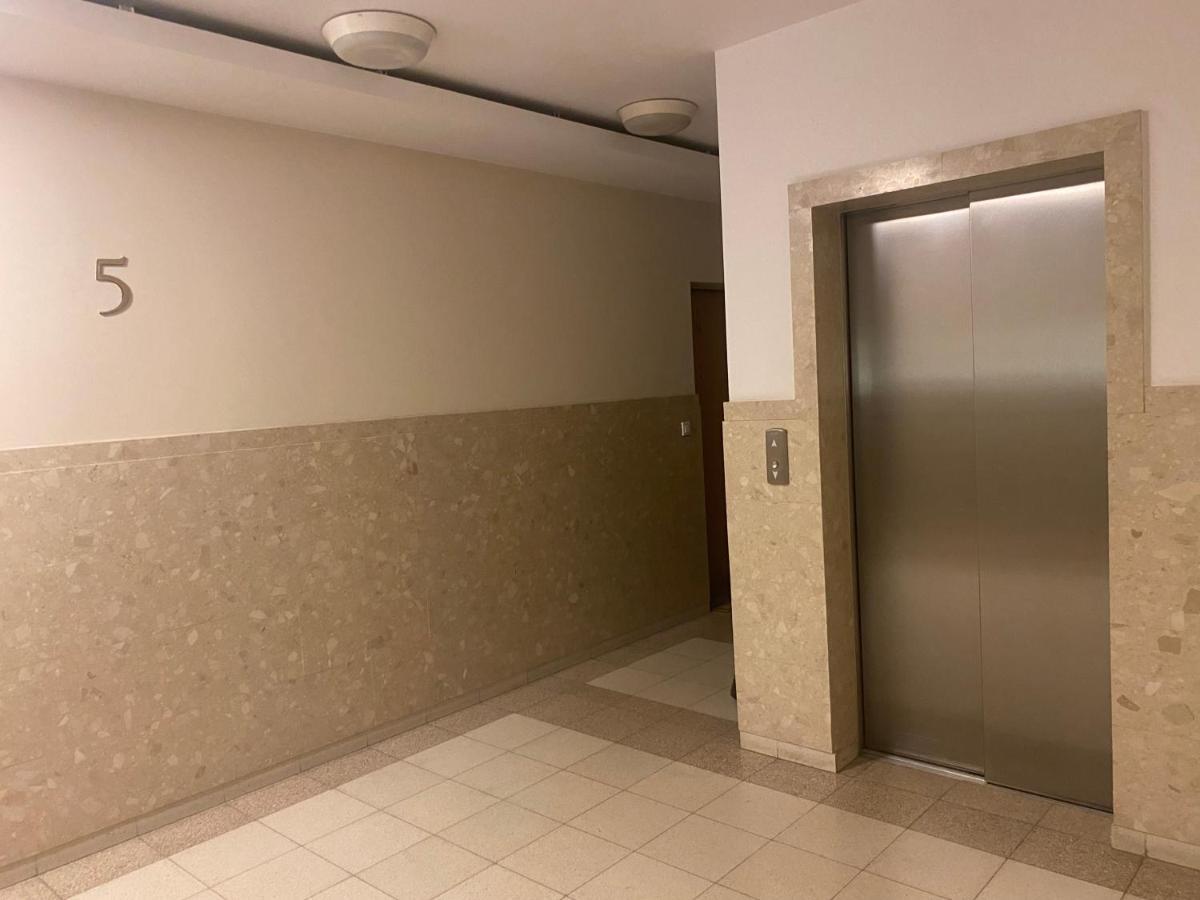 Apartment Komfortowy Na Florianskiej, Park Praski, Dw Wilenski,w Odleglosci Spaceru Od Starego Miasta, Milo Widziec Gosci Ze Zwierzetami *