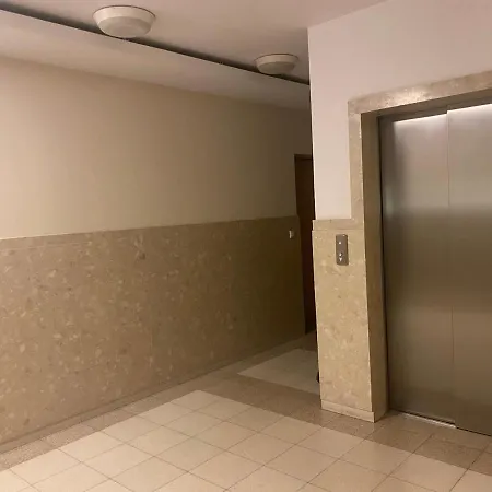 Komfortowy Apartament Na Florianskiej, Park Praski, Dw Wilenski,W Odleglosci Spaceru Od Starego Miasta, Milo Widziec Gosci Ze Zwierzetami Warschau Exterior foto