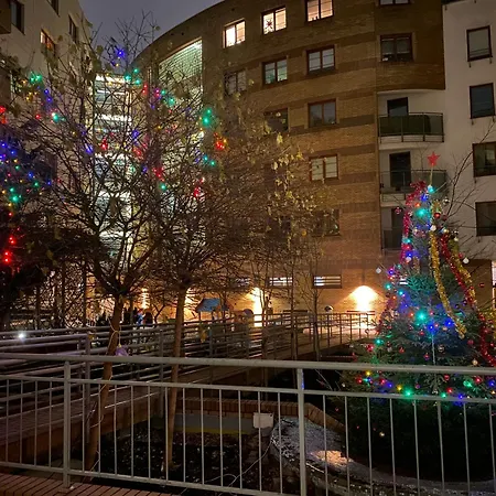 Komfortowy Apartament Na Florianskiej, Park Praski, Dw Wilenski,W Odleglosci Spaceru Od Starego Miasta, Milo Widziec Gosci Ze Zwierzetami Warschau Exterior foto